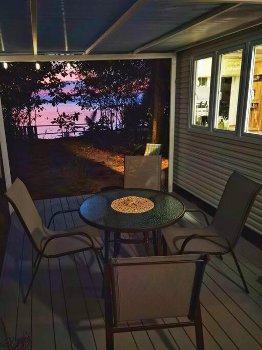 Brand New Beachfront Tiny Oniro *